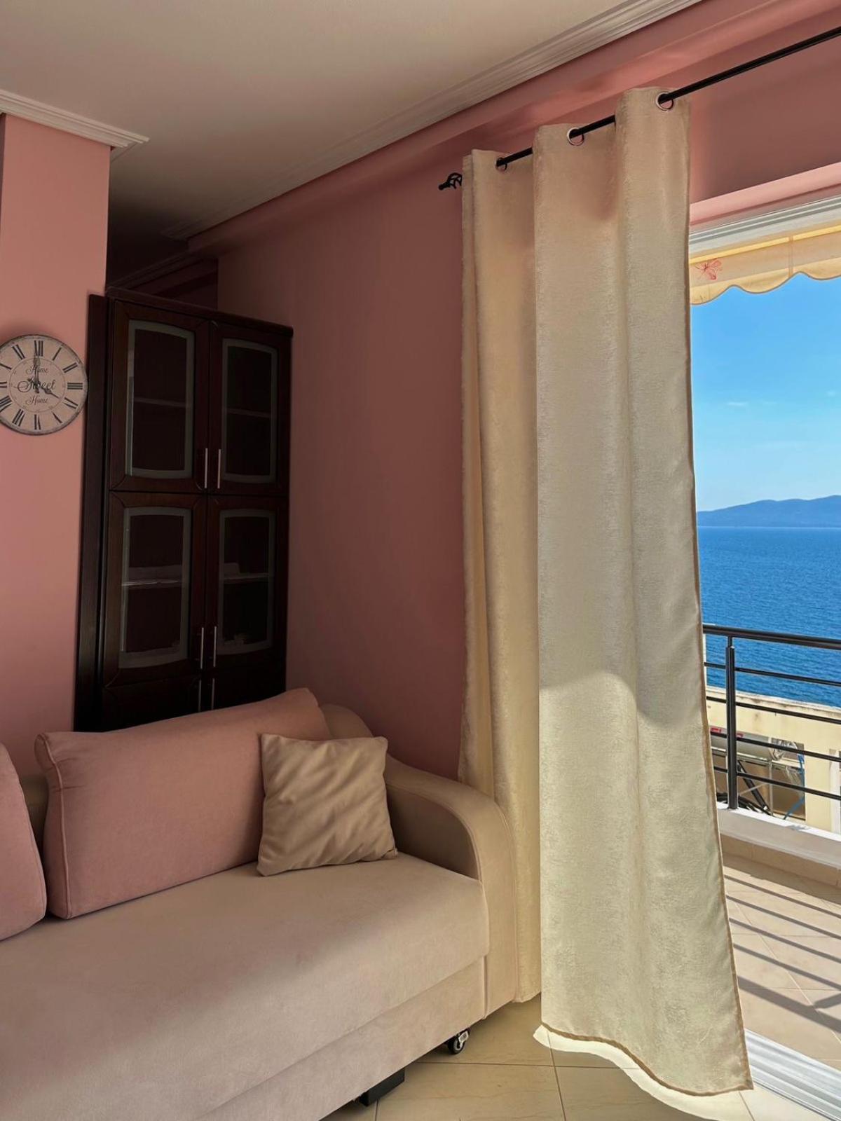 Esmeralda Apartaments Sarandë Exterior foto