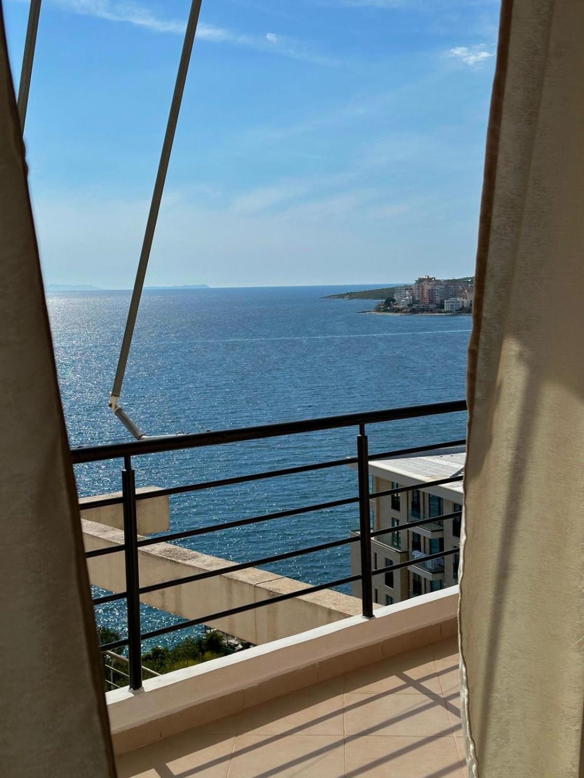 Esmeralda Apartaments Sarandë Exterior foto